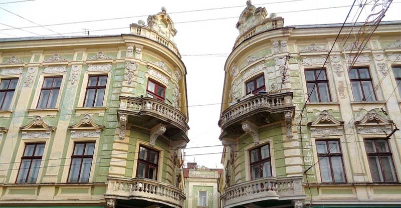 chernivtsi-budynky-blyzniuky