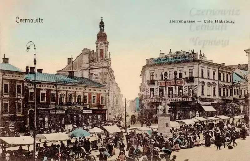 У Чернівцях є площа, де сходяться сім доріг