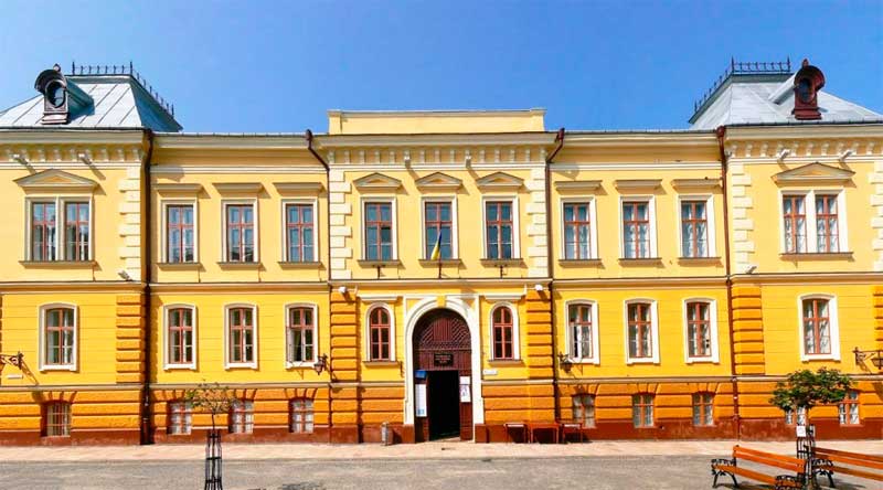 chernivtsi-vulytsia-olhy-kobylianskoi