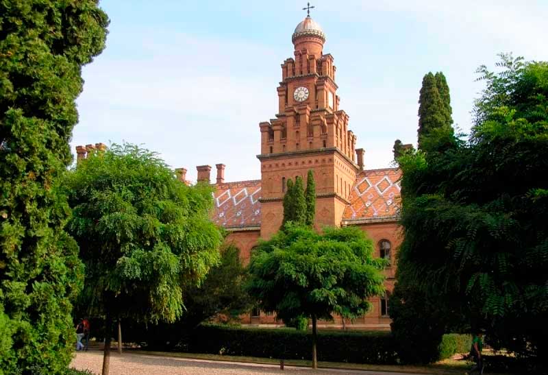 chernivtsi-universitet