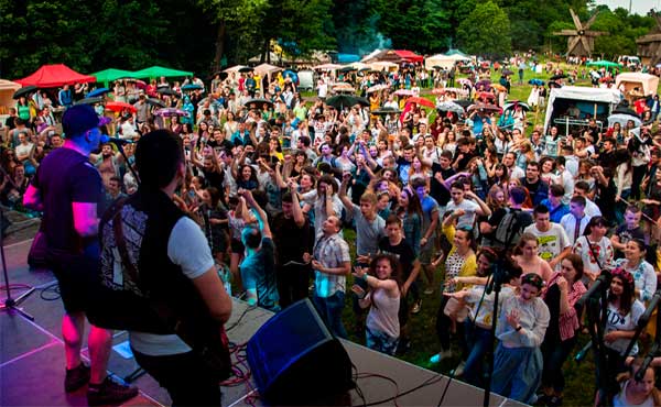 chernivtsi-obnova-fest